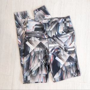 Nike Dri-Fit Gray High Waisted Leggings Small